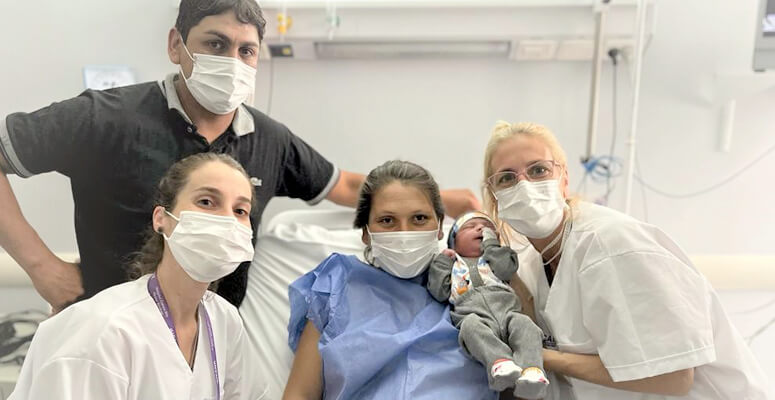 Nikeas fue el primer bebe nacido en el Hospital Regional.