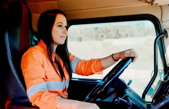Mujeres conductoras de camiones