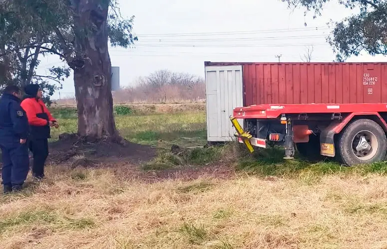 Retiro de conteiner en el triangulo de petion